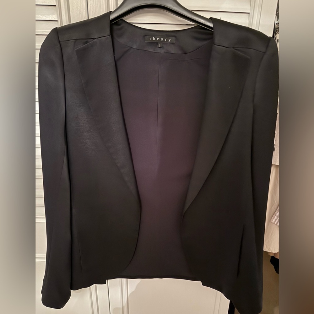 Theory Elegant Silk Women’s Jacket